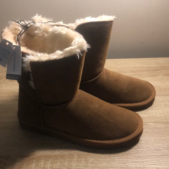 Time and Tru Shoes - Time and Tru women,s leather boots